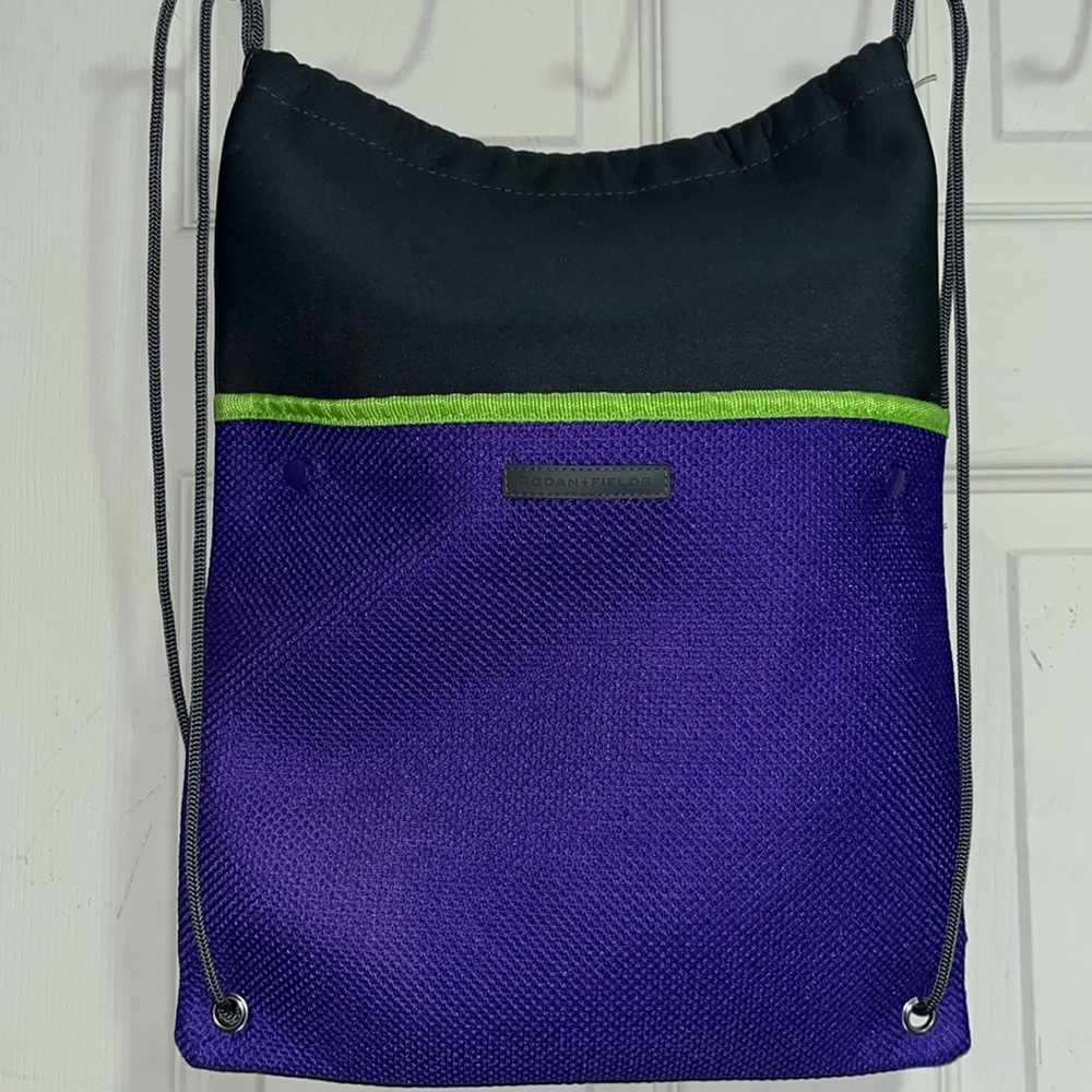 Rodan & Fields Drawstring Backpack Satchel Gym Ba… - image 1